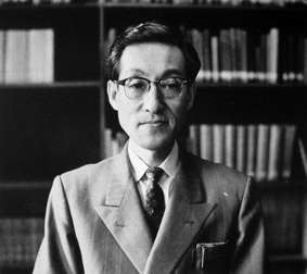 Prof.Dr.Hirunuma_small.jpg